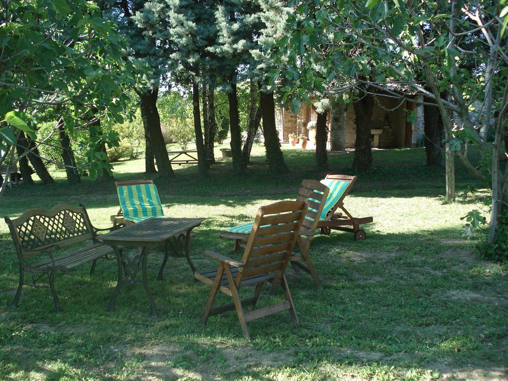 Chambres d'hôtes La Chabrière Cliousclat Exterior foto